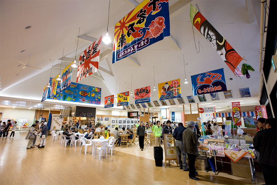 新湊きっときと市場