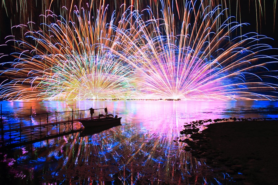 諏訪湖祭湖上花火大会