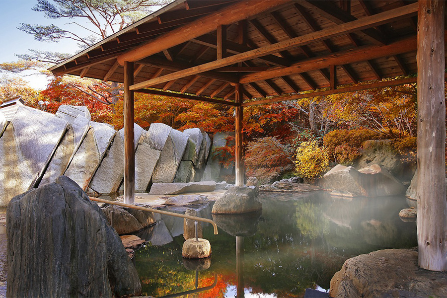 篝火の湯　緑水亭