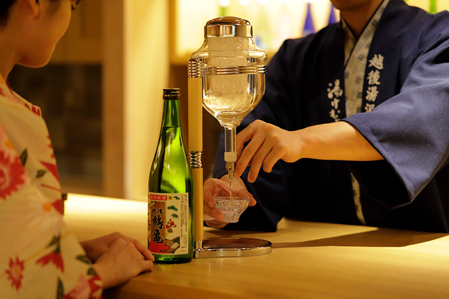 湯けむりの宿 雪の花