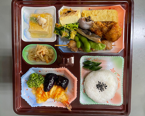 おつまみ弁当（一例）
