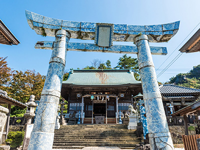 陶山神社の磁器製鳥居の写真