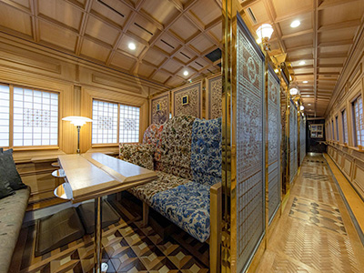 特急36ぷらす3内観写真