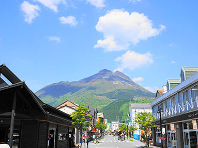 湯の坪街道