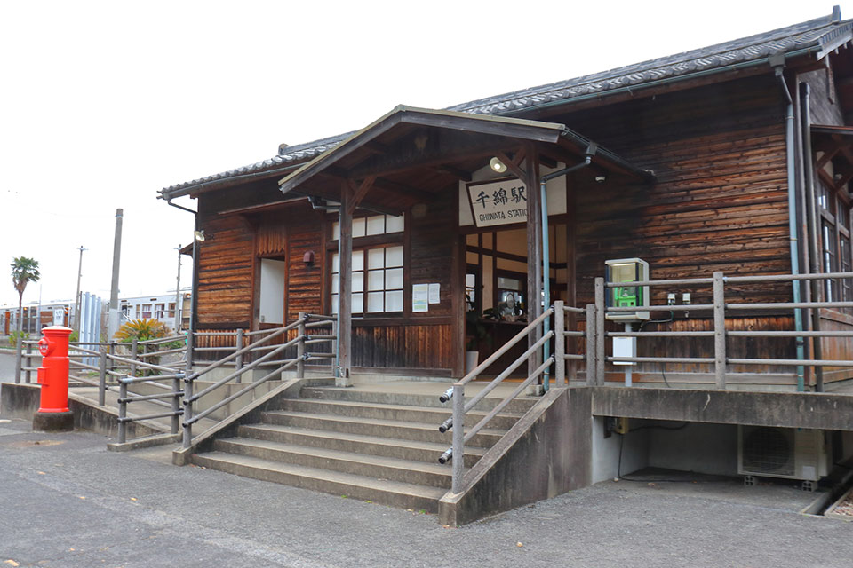 大村湾コースに付く千綿駅