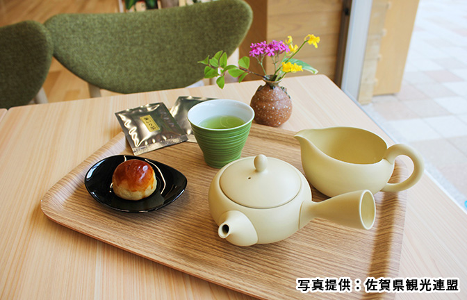 茶交流館「チャオシル」