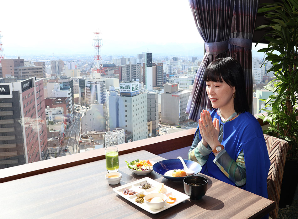朝食
