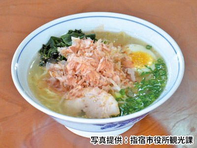 勝武士ラーメン