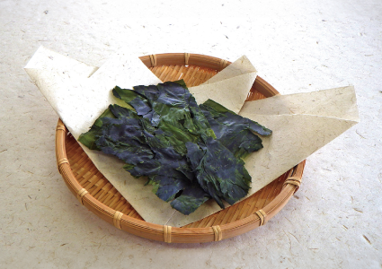 島根県特産「板わかめ」