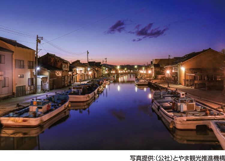 港町内川の町並み
