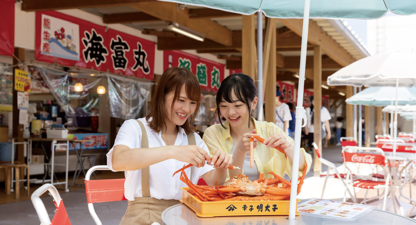 「道の駅マリンドリーム能生（のう）」かにや横丁
