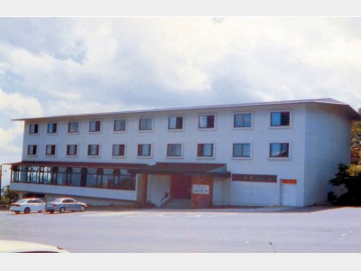 �x�ɑ��@�ߐ{�̊O��