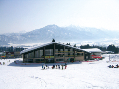 �V���g�[�e���g���̊O��