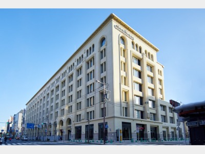 �V�^�f�B�[���Ȃ�Α��̊O��