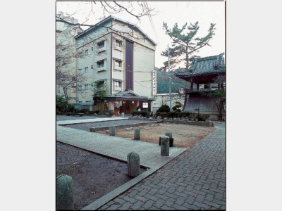 �L�n���C�����z�e���̊O��