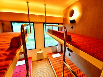 ノビノビ座席 「クシェット」