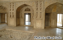 �i�K���R�b�g
