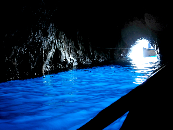 カプリ島（青の洞窟）