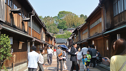 ひがし茶屋街