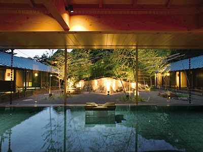 源泉の宿　萩本陣