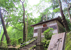 宝塔神社