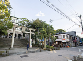尾山神社前商店街振興組合