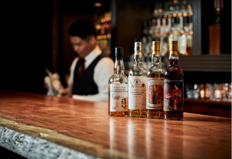 The Nineteenth Bar （ザ ナインティーンスバー）