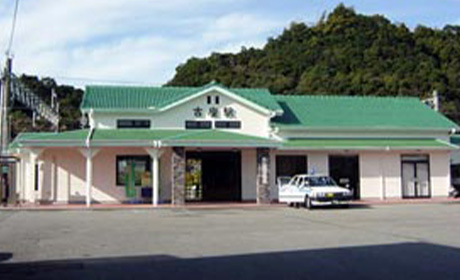 古座駅