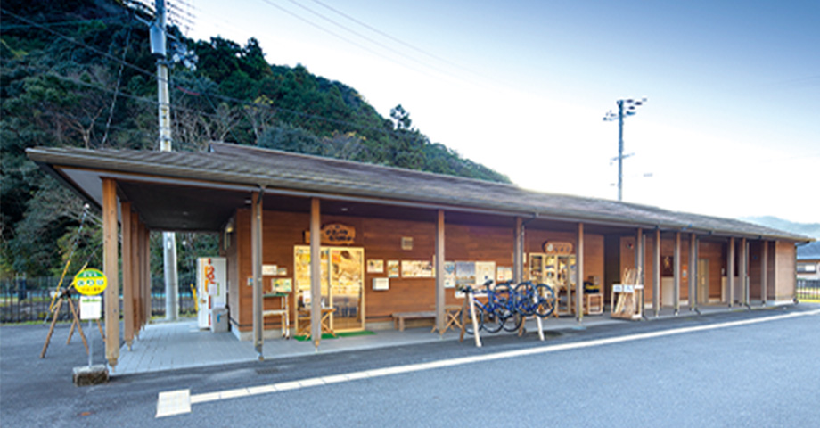 道の駅　虫喰岩