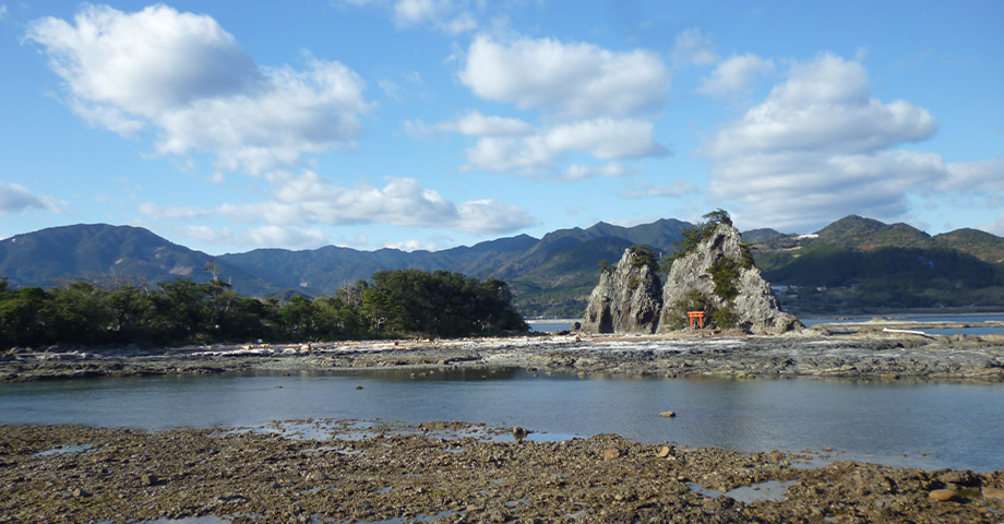弁天島