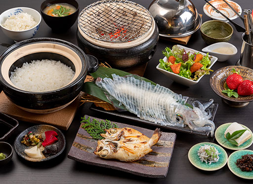 朝食
