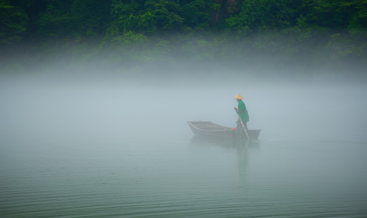 金山町　霧幻峡の渡し（夏）