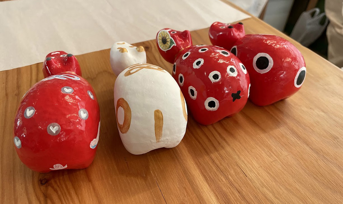 柳津町　赤べこ絵付け体験2