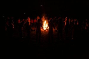 キャンプファイヤー