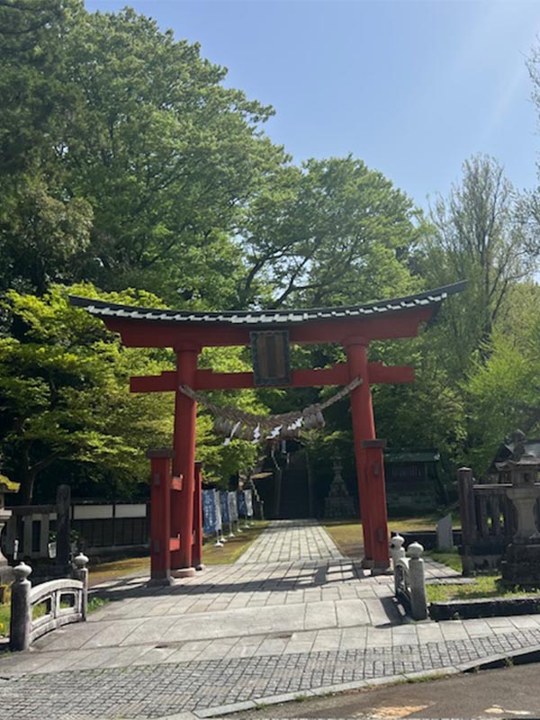 青海神社
