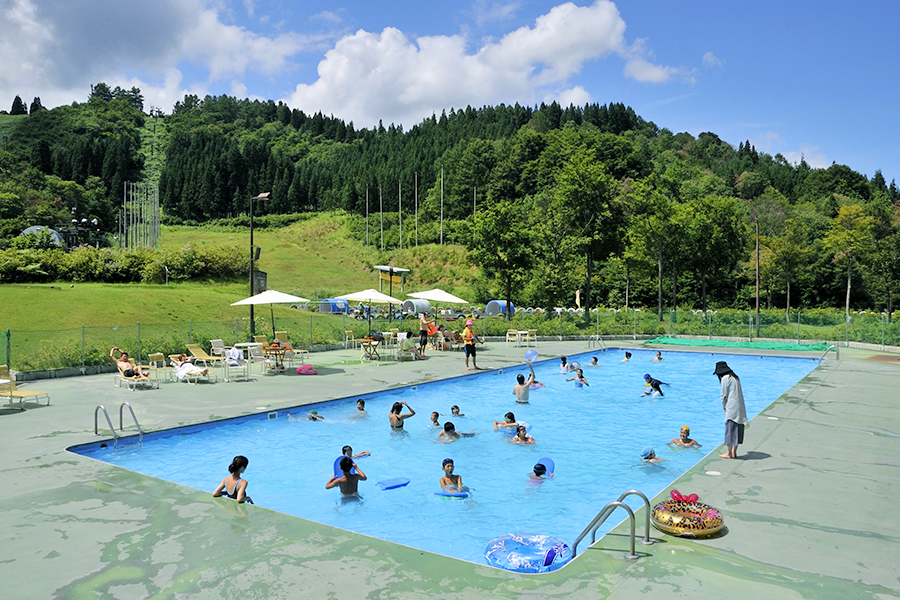 屋外プール
