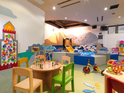 【あそびの森】ボーネルンド監修のあそびの森は、お子様が楽しめる仕掛けや遊具が満載です。