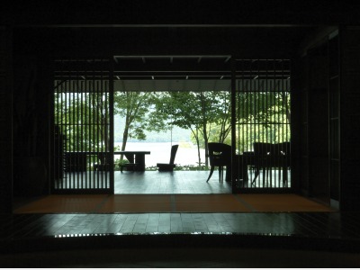 ロビーラウンジ（夏）