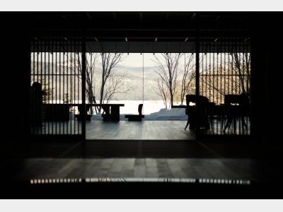 ロビーラウンジ（冬）