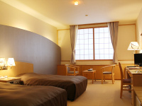 �y�X�ъفE�m���z�؂Ɉ͂܂ꂽ�����݂̂���c�C�����[���B�����ɂ͊��������j�b�g�o�X�t�̂������ł��B