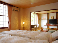 �y�����فE�a�m���z�����痬�ꍞ�ސX�̐��񂾋�C���S�n�ǂ��������B�X�̒��ł����Q���Ă��邩�̗l�Ȏ��Ԃ����߂��������܂�