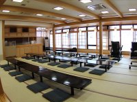 �y�x�e���z