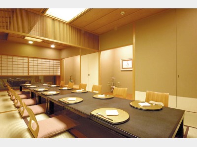 日本料理「丹頂」　個室