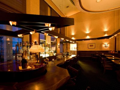 バーラウンジ「マウニ」