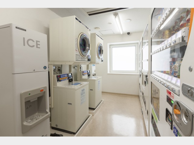コンフォートホテル北見 コインランドリー、自販機コーナー
