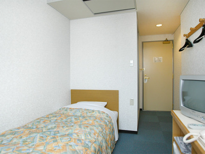 ★シングルルーム★ビジネスにも観光にも便利なリラックスルーム♪９７ｃｍベッド１台