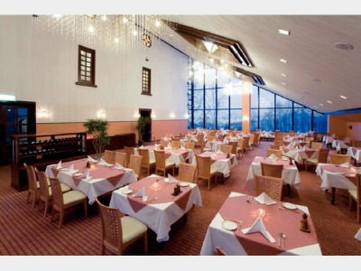 メインダイニング