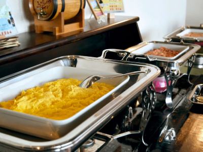 【朝食バイキング】和食から洋食まで様々ご用意しております。