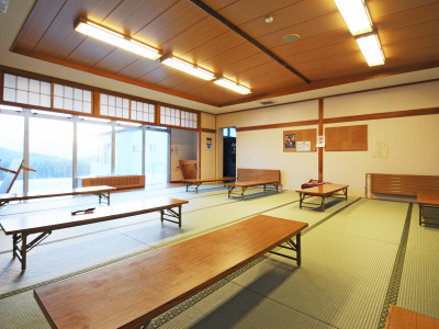 【休憩所 】お風呂上りにごろりと横になれます