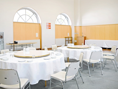 【多目的ホール】円卓でもお使いただけます